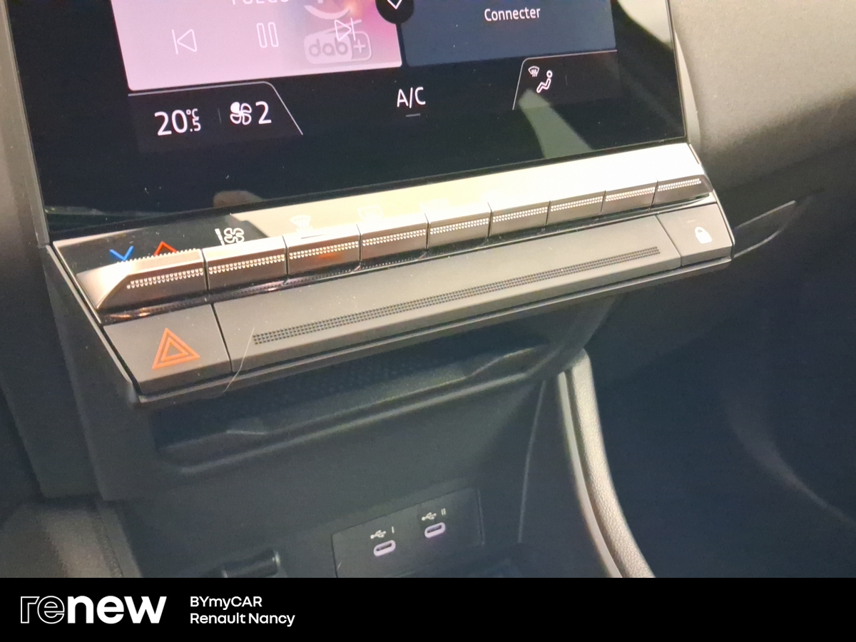 Renault Captur E-Tech full hybrid 145 ch — photo 21