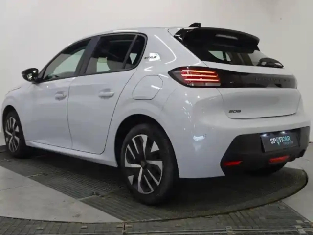 Peugeot 208 1.2 100ch s&amp;s style — photo 7