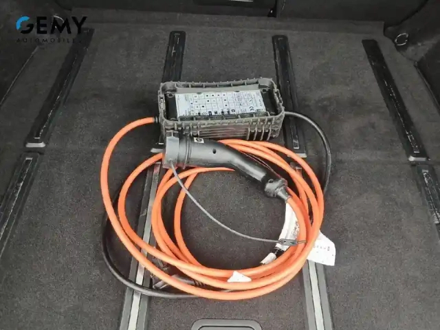 Citroën C5 x hybride rechargeable 225 s&amp;s e-eat8 — photo 48
