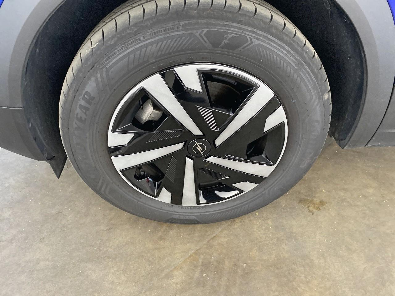 Opel Mokka 1.2 turbo hybrid 136 ch e-dct6 edition — photo 11