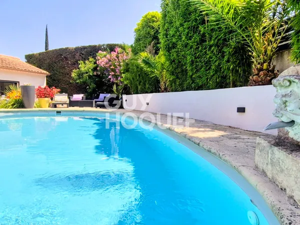 Maison Bouc Bel Air 138 m2, 3 chambres, sur terrain de 517 m2 avec piscine