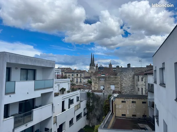 Location meublée : Appartement T2 - Quartier Mériadeck - 47m2