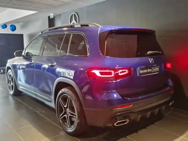 Mercedes Glb 200 d amg line — photo 8