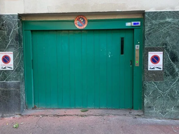 à vendre - parking sécurisé à 100 m de la gare saint-roch - montpellier