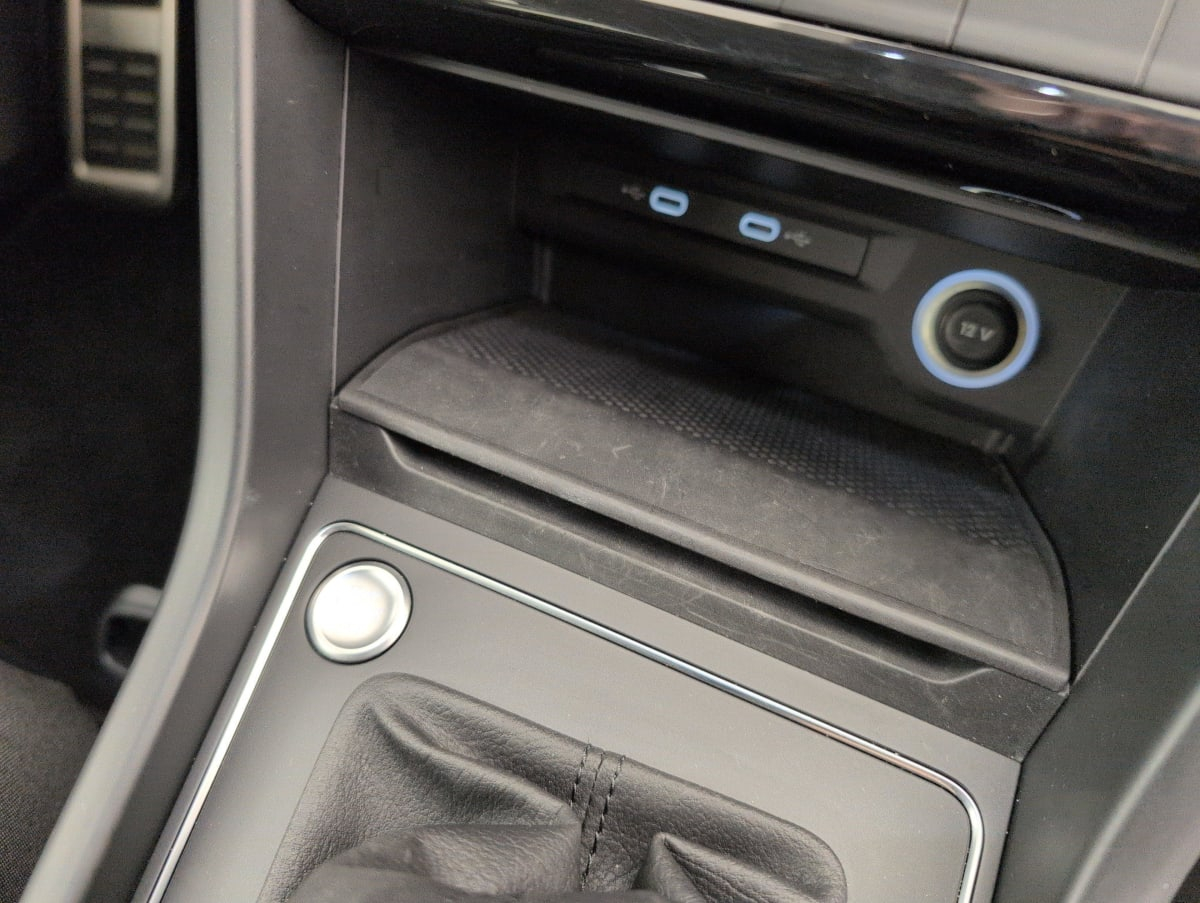 Volkswagen Touran — photo 26