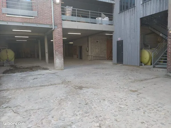 Local d'activité à louer hyper centre-ville de Fécamp