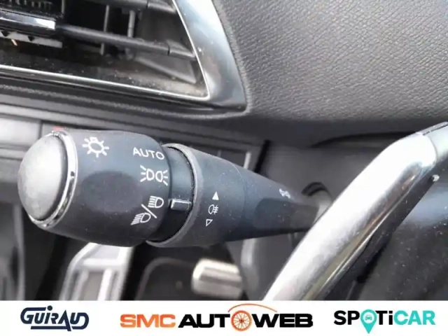 Peugeot 3008 hybrid 225 e-eat8 — photo 21