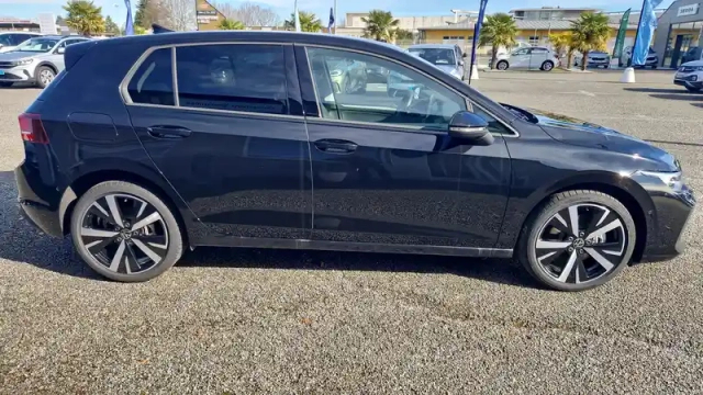 Volkswagen Golf 1.5 ehybrid 204 dsg6 — photo 6