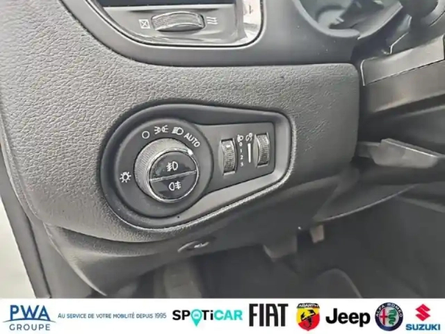 Jeep Renegade 1.3 gse t4 190ch 4xe limited at6 my21 — photo 13