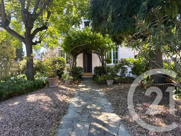 Maison 5 pièces 134 m²