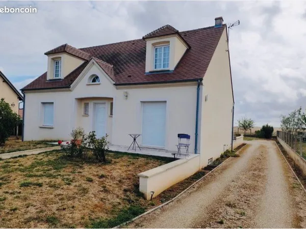 Maison familiale 160 m² - 4 chambres - terrain 1 000 m² - Dadonville
