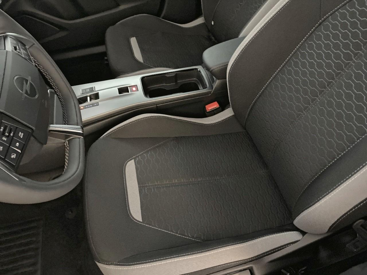 Opel Mokka 1.2 turbo hybrid 136 ch e-dct6 edition — photo 9
