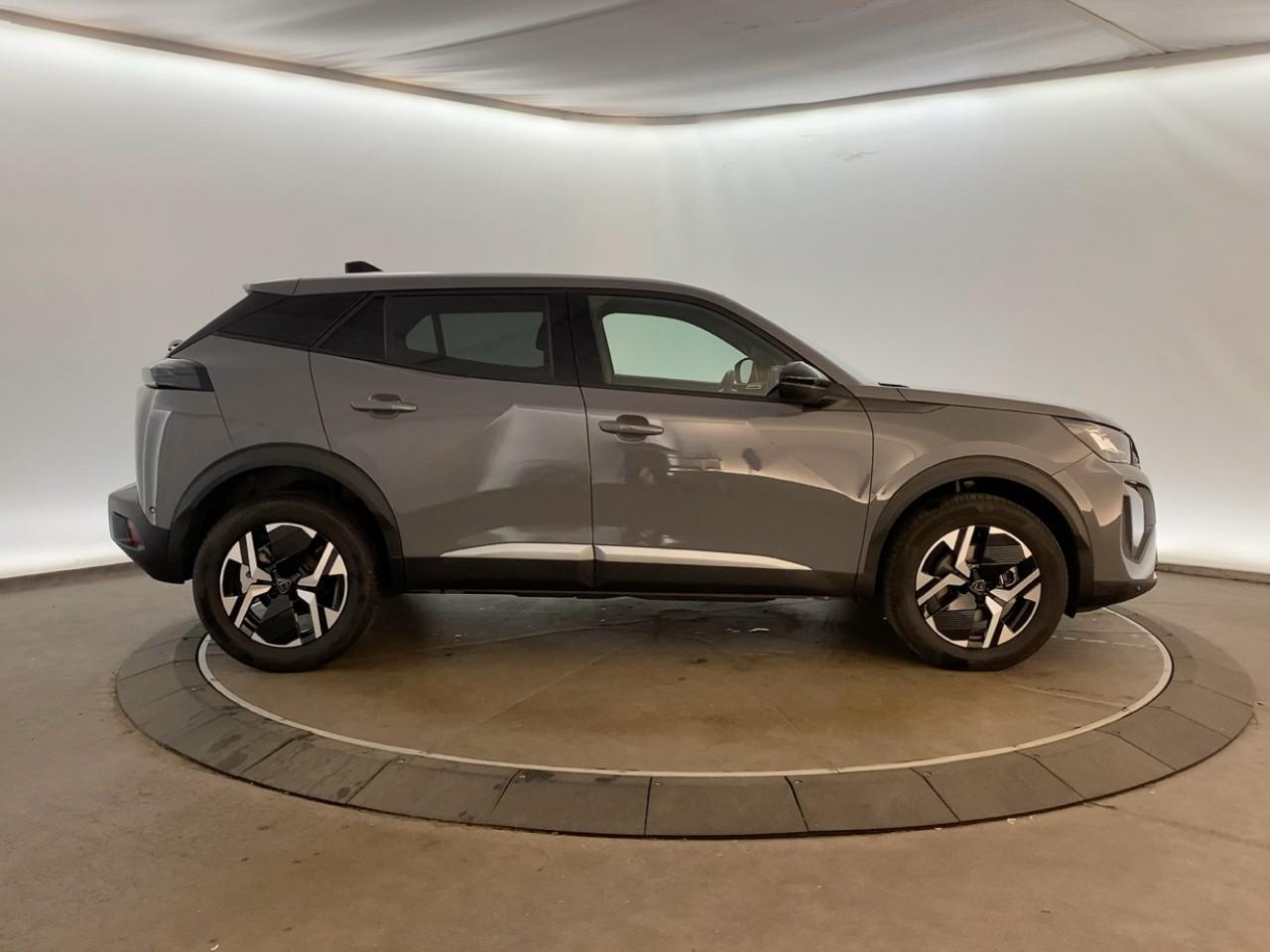 Peugeot 2008 hybrid 145 ch e-dcs6 allure — photo 4