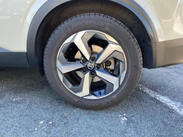 Nissan Qashqai 1.3 mild hybrid 158ch tekna xtronic — photo 30