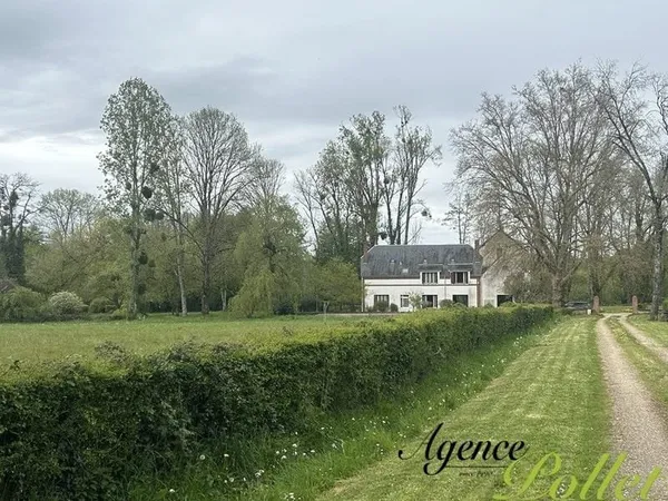 Propriété de 2,61 ha : moulin, bief, rivière, parc, prairie