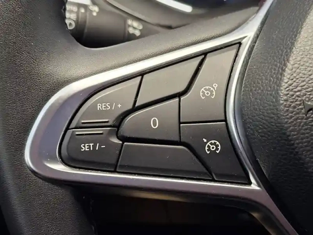 Renault Captur tce 90 — photo 39
