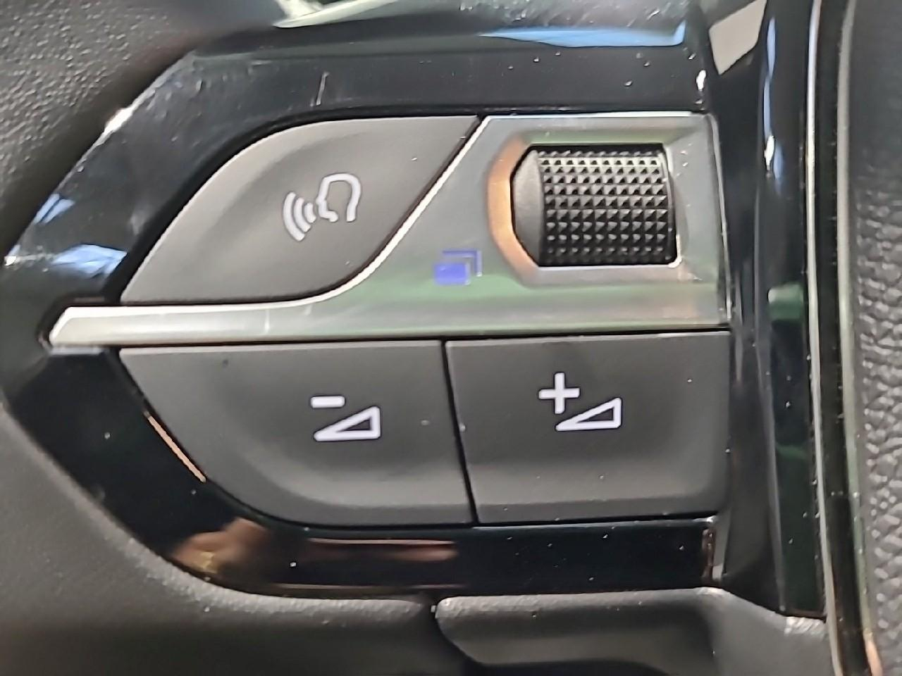 Peugeot 208 hybrid 100 e-dcs6 allure — photo 22