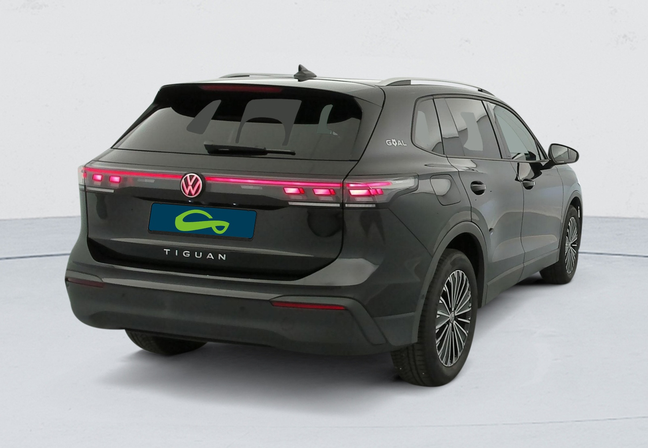 Volkswagen Tiguan — photo 5