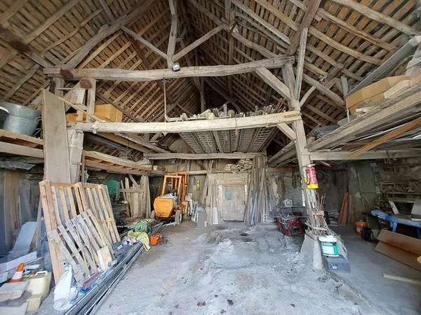 Maison 1 pièce 160 m²