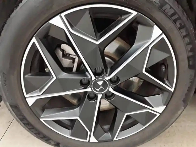 Ds Ds 4 puretech 225 eat8 — photo 23