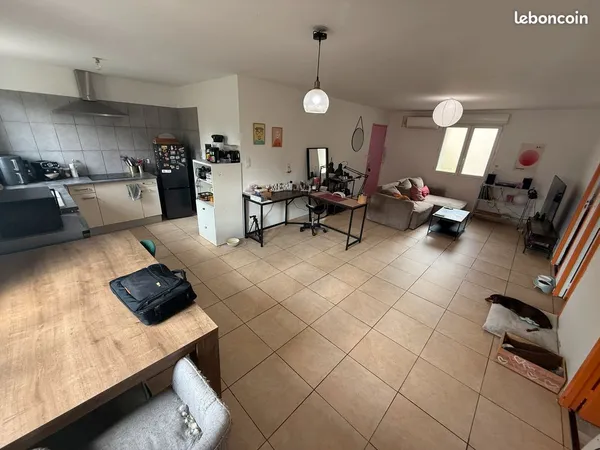 🏡 à louer - appartement t3 à réalmont
