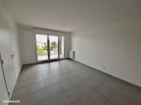 Appartement t3 avec garage et balcon