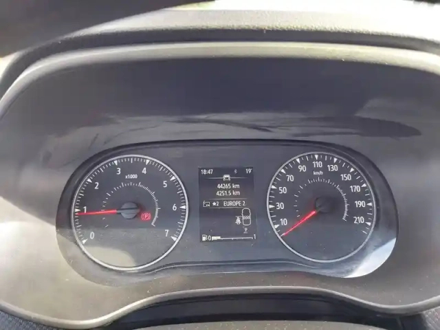 Dacia Sandero eco-g 100 — photo 26