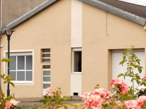 Maison 6 pièces 402 m²