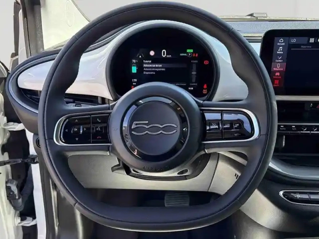 Fiat 500 c e 118ch my23 — photo 12