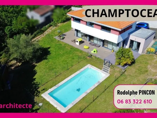 Villa d'architecte avec piscine et vue panoramique à Champtoceaux
