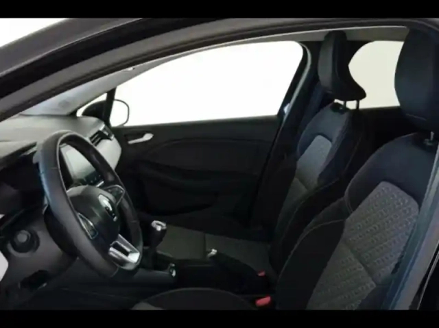 Renault Clio 1.0 tce 90ch evolution — photo 7