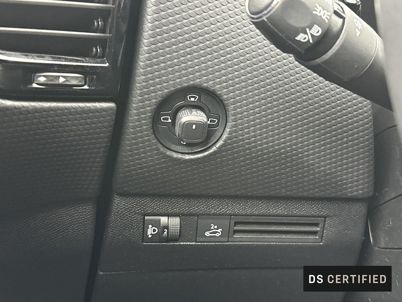 Ds Ds 4 puretech 130 eat8 trocadero — photo 18