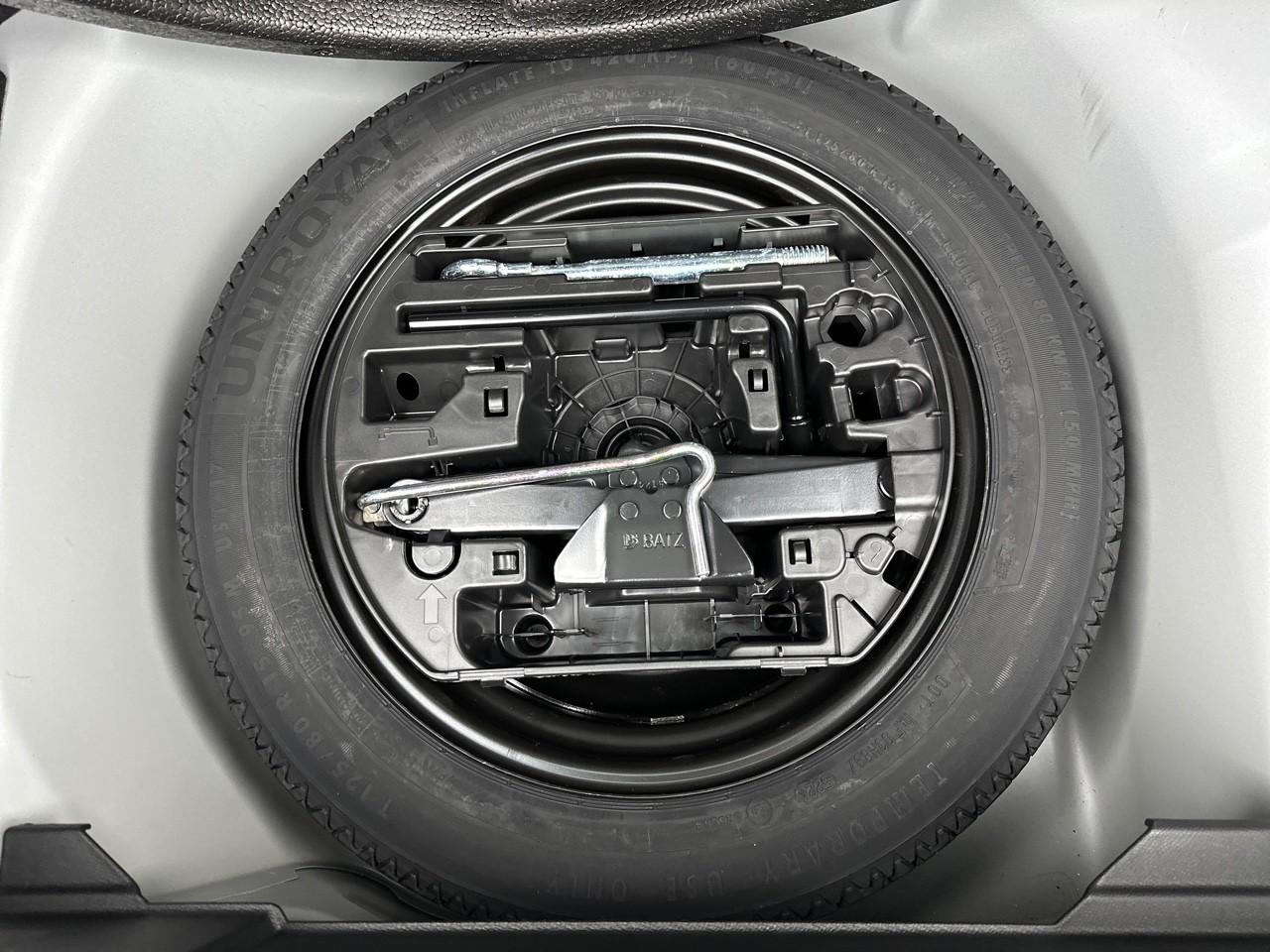 Peugeot 208 hybrid 145 e-dcs6 gt — photo 35