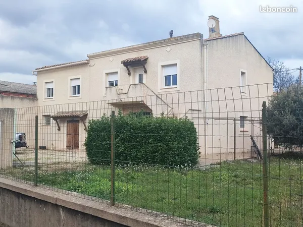 Maison 8 pièces 232 m²