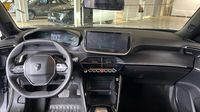 Peugeot 2008 1.2 Hybrid 145ch Style e-DCS6 — photo 11