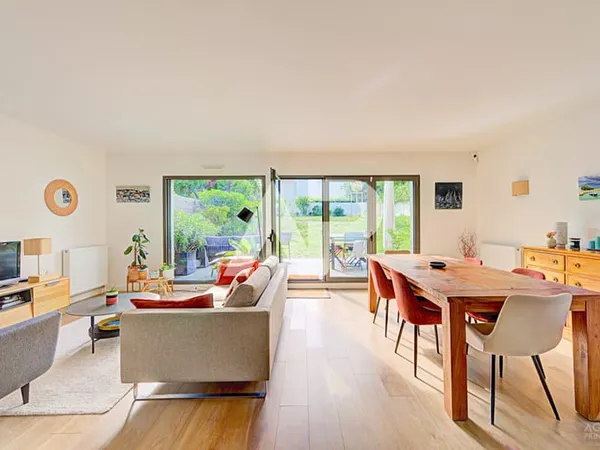 Appartement Rueil Malmaison 5 pièce(s) 117.15 m²