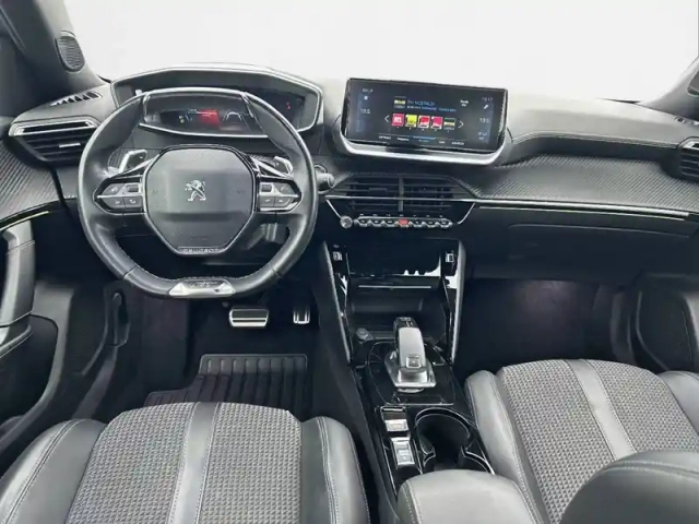 Peugeot 2008 puretech 130 s&amp;s eat8 — photo 8