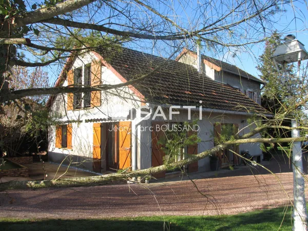CHANDON, Maison 8 pièces 143M², terrain de 1740M²