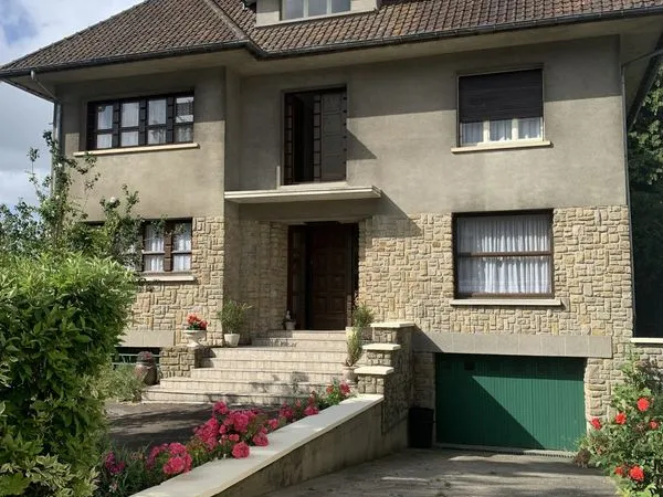 Maison 6 pièces 260 m²
