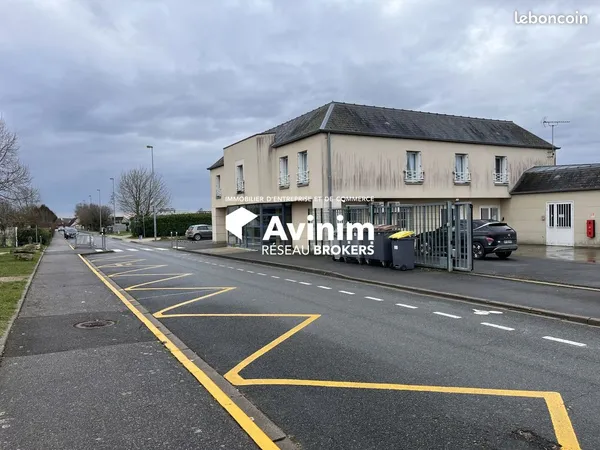 Local commercial 310 m² Château-Landon