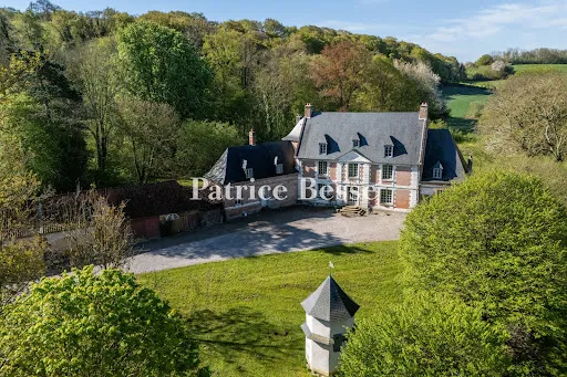 Château 12 pièces 410 m²