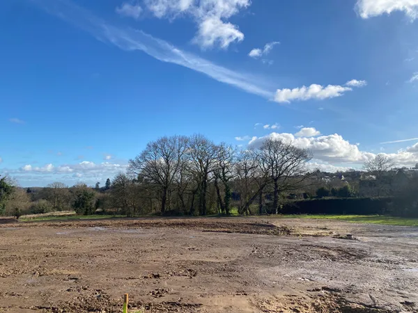 DINAN-LEHON TERRAIN CONSTRUCTIBLE VIABILISÉ DE 315M². Lot 14