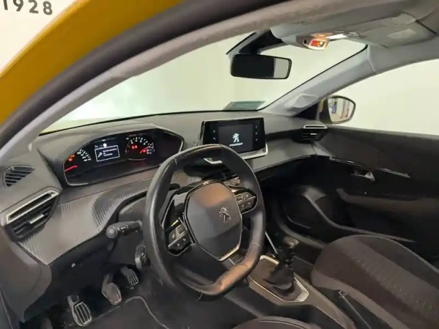 Peugeot 208 puretech 100 s&amp;s bvm6 — photo 27