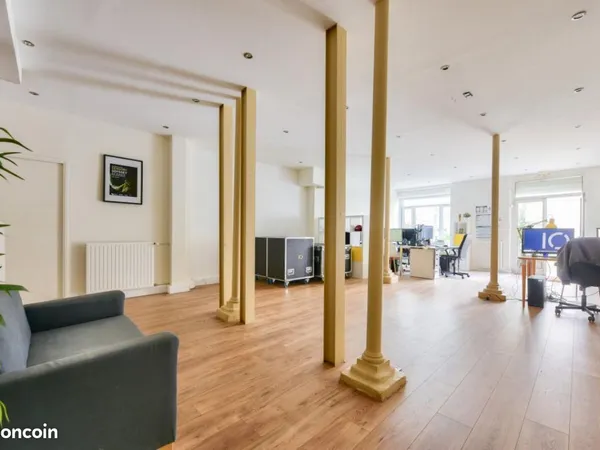 Bureaux 143 m²