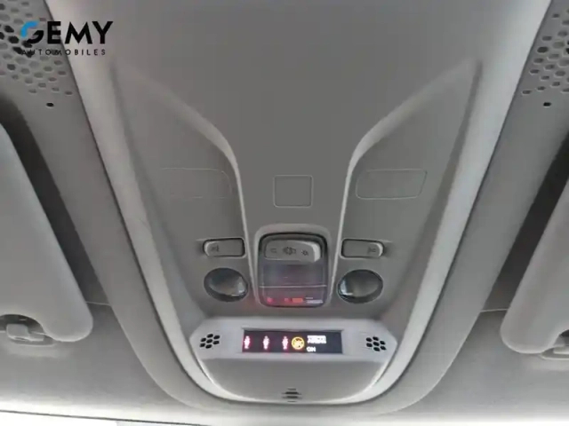 Citroën Berlingo taille xl bluehdi 100 s&amp;s bvm — photo 17
