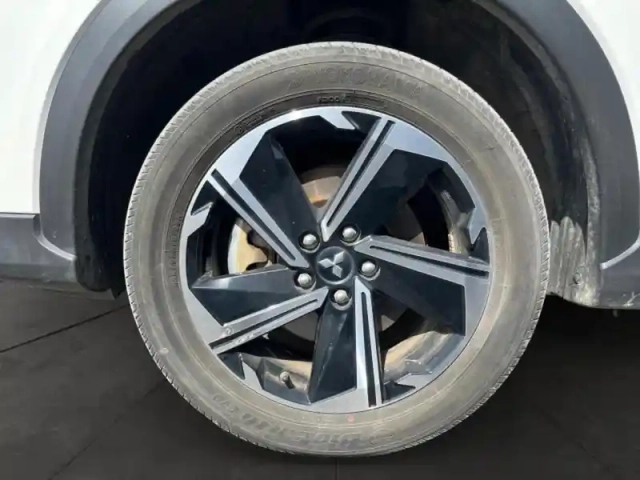 Mitsubishi Eclipse cross 2.4 mivec phev 188ch invite 4wd 2023 — photo 14