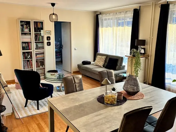 Appartement 4 pièces 91 m²
