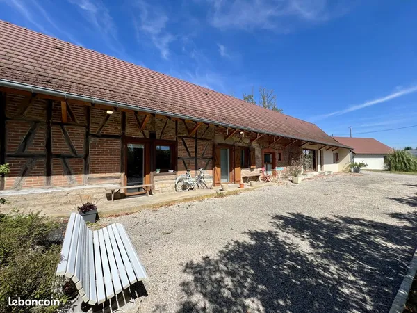 Propriété 6 pièces 163 m²