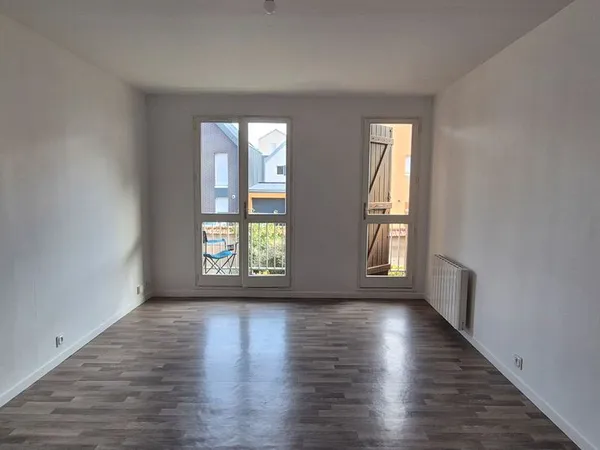 A louer 2 pièces 38m², Chartres Porte Guillaume