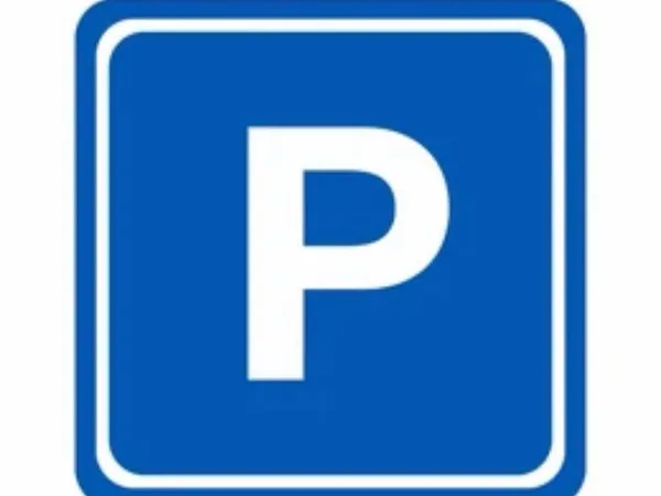 Parking extérieur la Garde